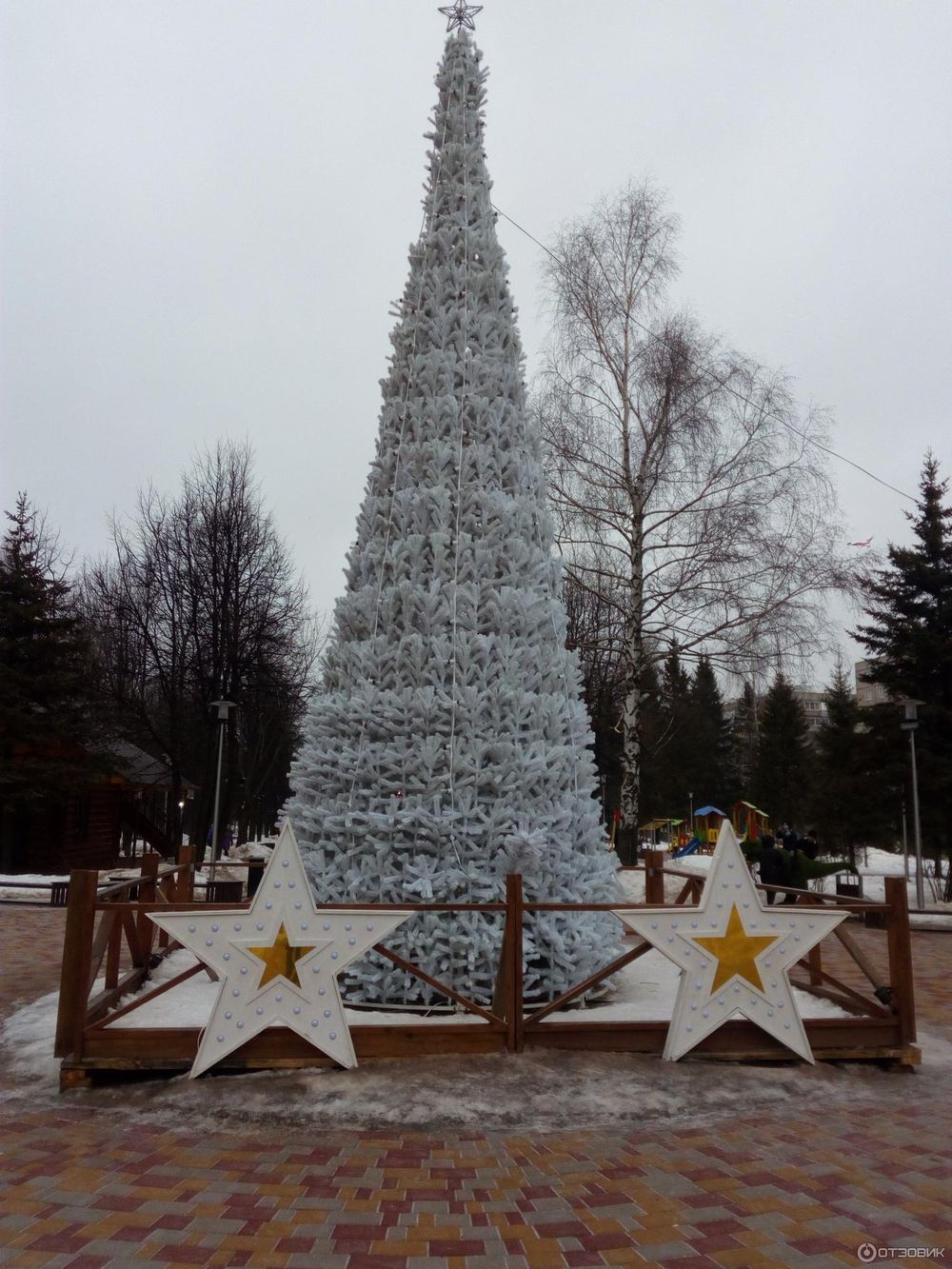 Уличная елка каркасная «Евро-2 белая» (белая пвх) от 4 до 30 м