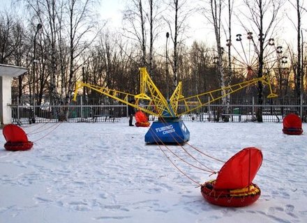 Зимняя карусель "Тюбинг кросс"
