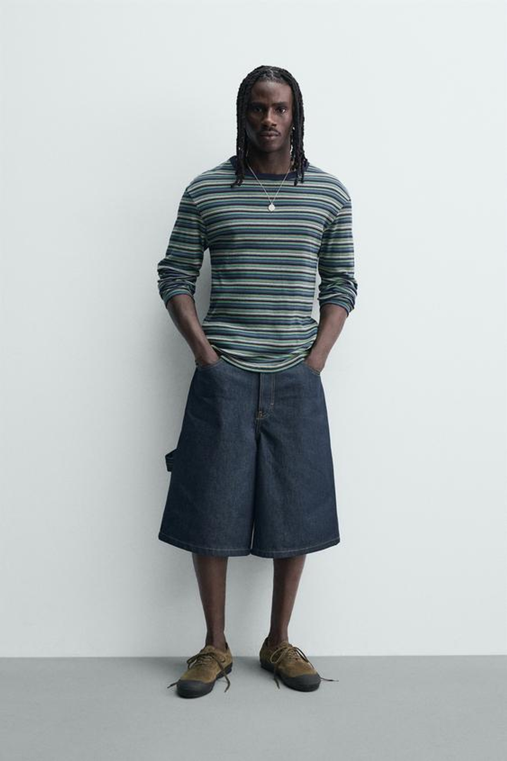 ZARA ДЖИНСОВЫЕ ШОРТЫ С ВЫШИВКОЙ, ИНДИГО