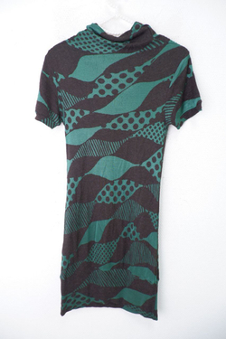 Платье Miss60 с коротким рукавом 42 размер