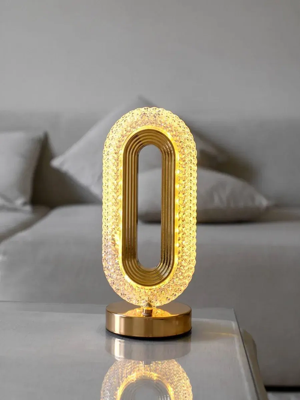 Светильник настольный для спальни