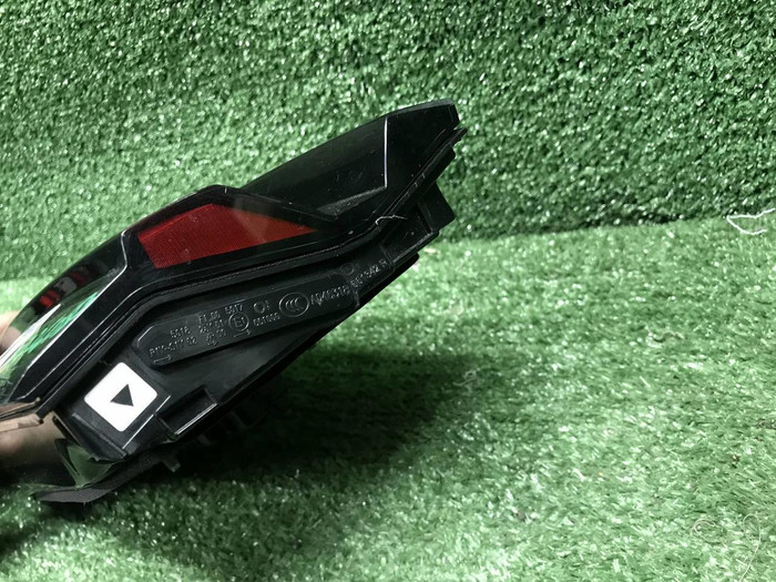 Фонарь правый внутренний BMW 5er G30 (2020-2023)