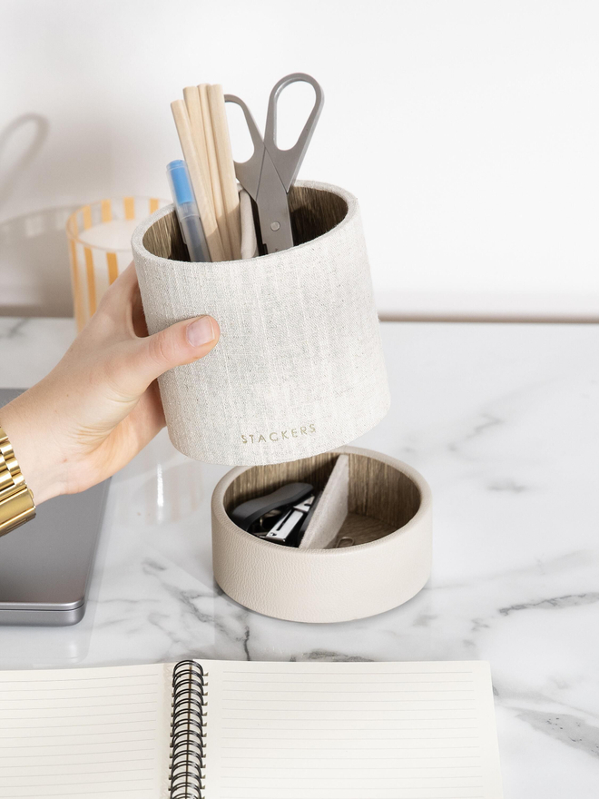 Подставк а для канцелярских принадлежностей Stationery Pot - Oatmeal & Linen