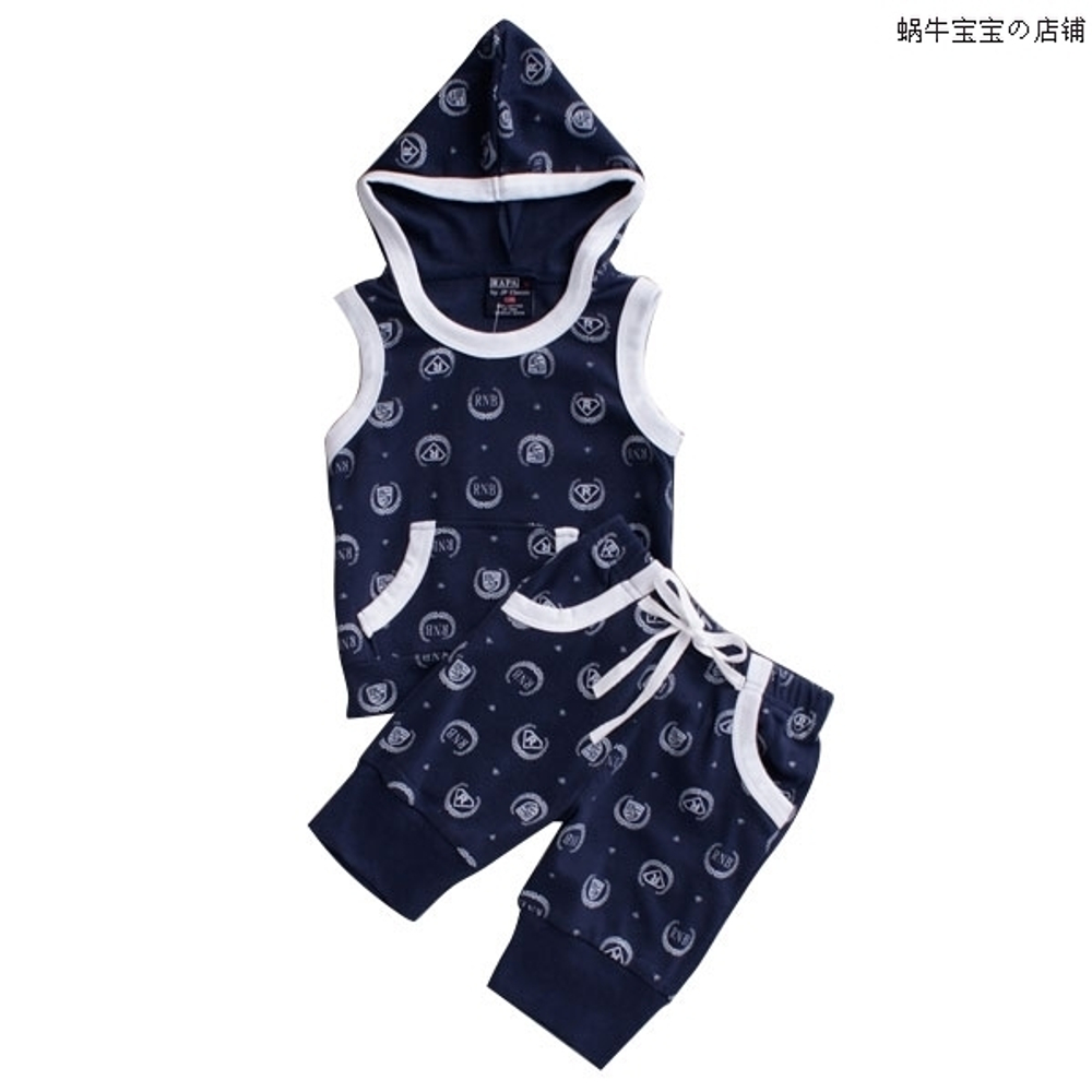 Комплект детский: худи без рукавов и бриджи с принтами