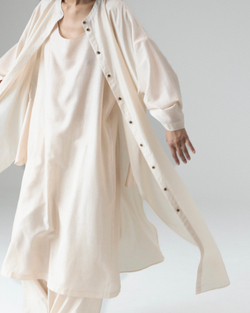 Платье-рубашка из батиста