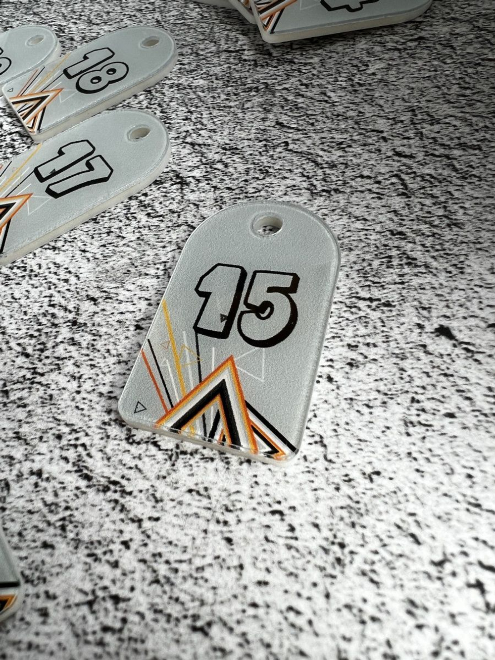 Номерки для ключей 3х5 см