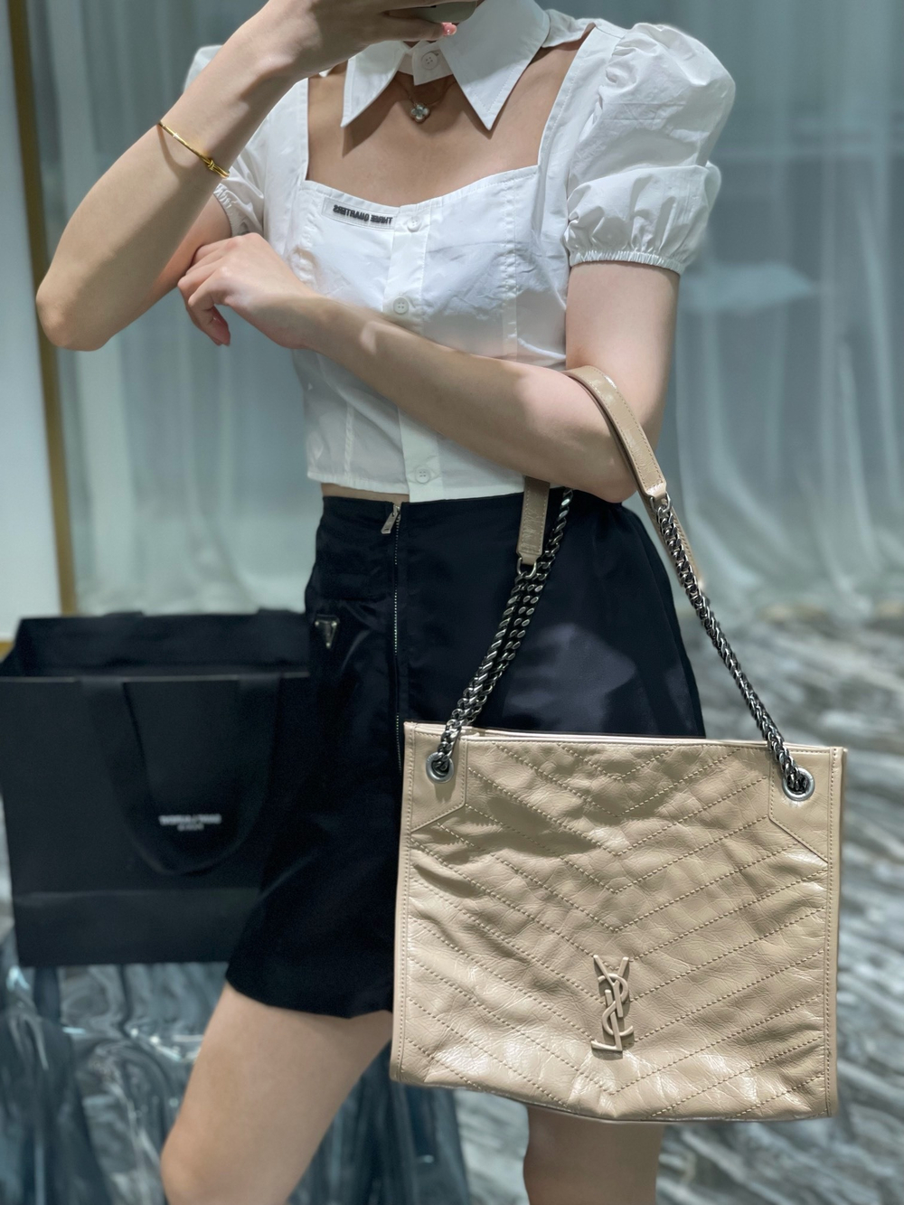 Yves Saint Laurent Niki Shopping Bag 33 cm