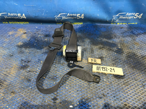 Ремень безопасности передний правый TOYOTA CARINA 1994