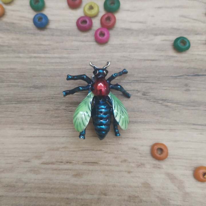 Брошь Шершень эмаль цветная металл серебристый