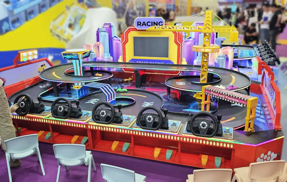 Игровой стол с гоночными машинками «Гонка чемпионов»