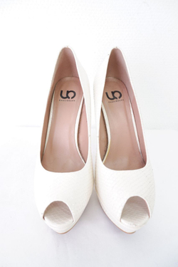 Туфли Centr Shoes белые 36 размер