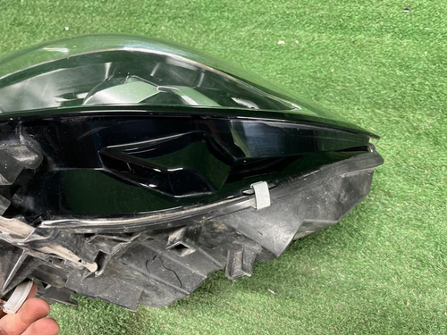 Фара левая BMW 3er G20 (2018-2022) LED