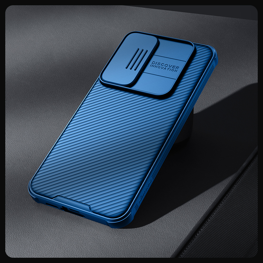 Противоударный чехол синего цвета с защитной шторкой для камеры от Nillkin на Samsung Galaxy A55, серия CamShield Pro Case