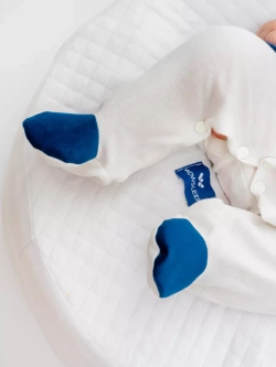 Комбинезон на выписку для новорожденного джентльмен