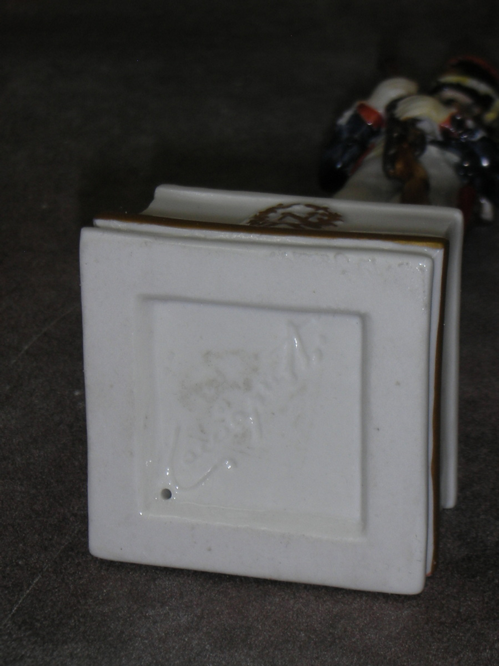 Статуэтка. Фарфор. Солдат Стрелок гренадёр. Cacciapuoti. Италия