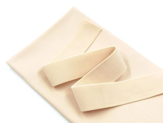 126 Резинка бельевая 30 мм, телесный 126, Турция