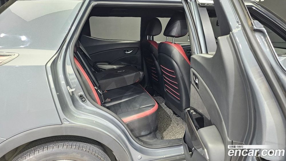 KG Mobility (Ssangyong) Very New Tivoli Бензин 1.5 2WD (09.2019)