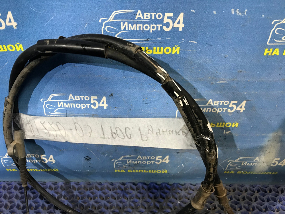 Трос ручника правый TOYOTA AVENSIS 1999