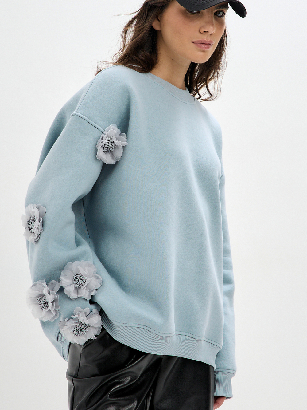 Свитшот oversize с цветами