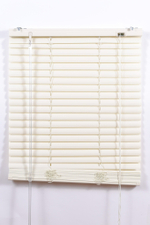 Жалюзи пластиковые, ваниль