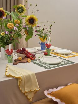 Салфетка под приборы с контрастным кантом горчичного цвета из коллекции Trendy Ruffles, 35х45 см