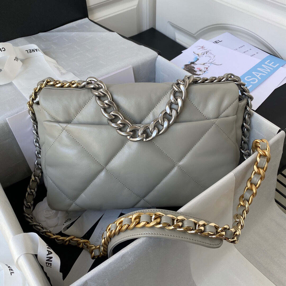 Chanel 19 Large 30 cm