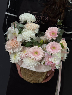 Нежная корзинка на 8 марта