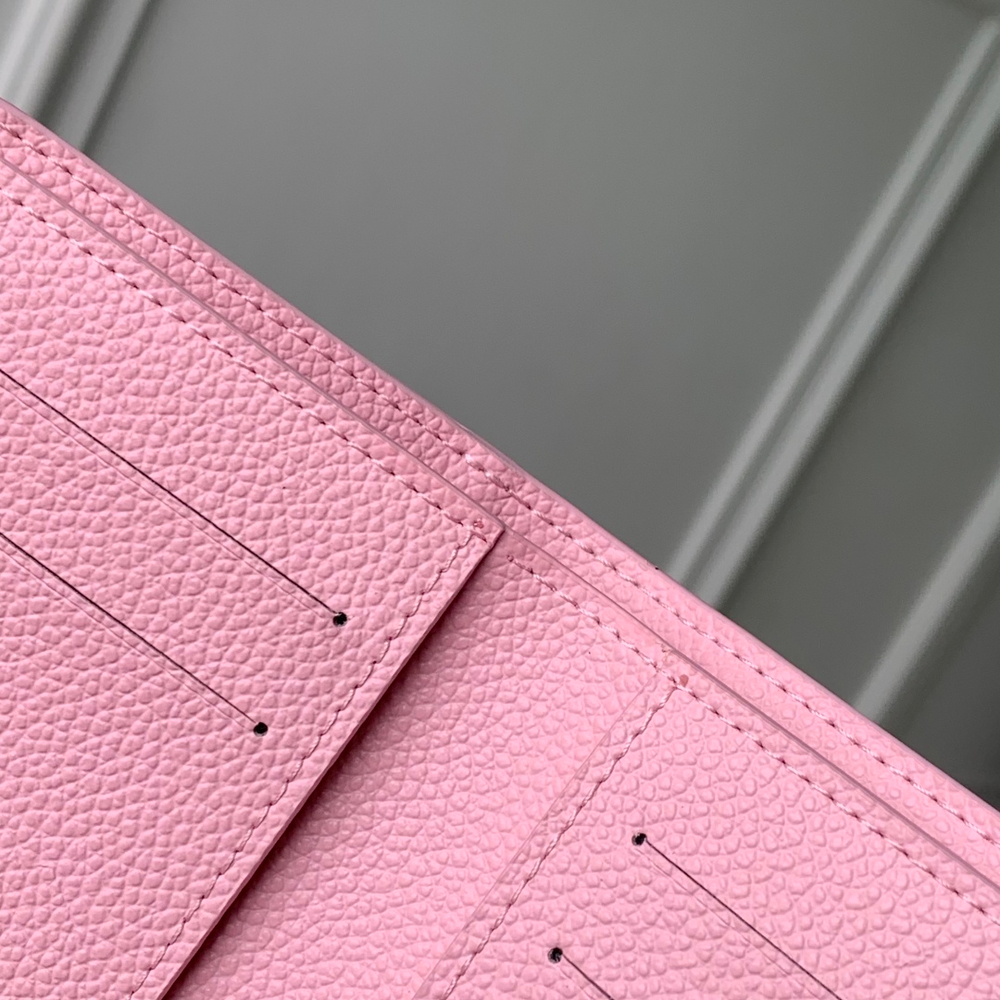 Louis Vuitton Lisa Wallet