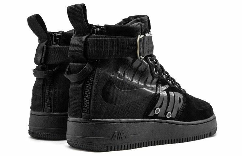Кроссовки Nike Air Force 1