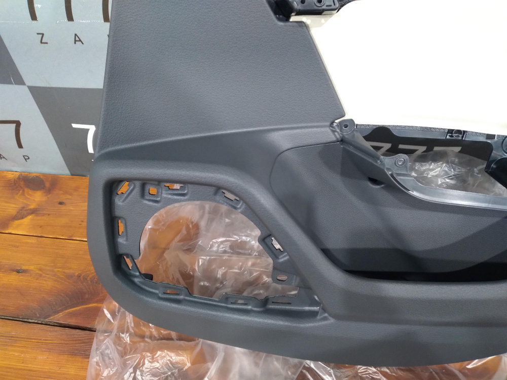 Обшивка двери задней правой Audi A6 (C8) Новая Оригинал