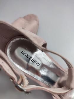 Туфли Graceland на каблуке 37 размер