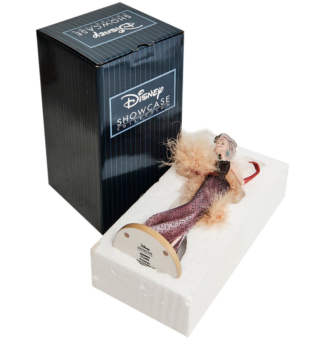 Disney Showcase Disney-6008693 Фигурка «Круэлла Де Виль» (101 далматинец)