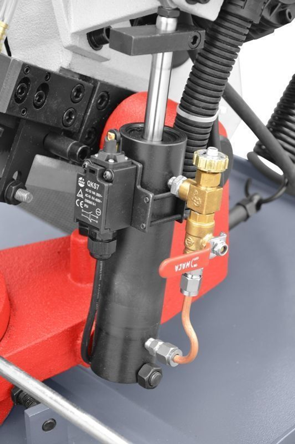 Ленточнопильный отрезной станок Cormak MBS 270FH VARIO