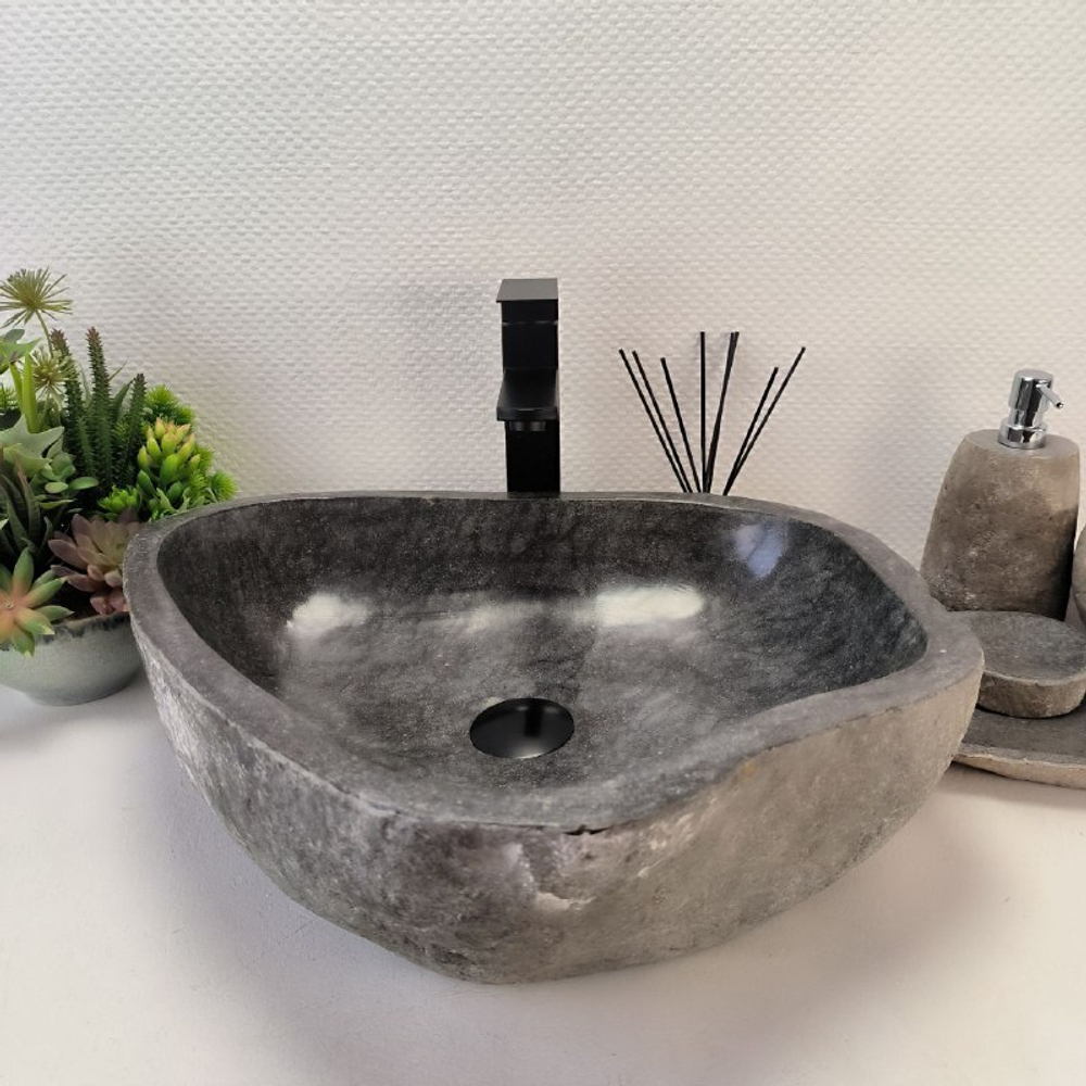 Раковина из речного камня RS63347 (51*44*16) 0123