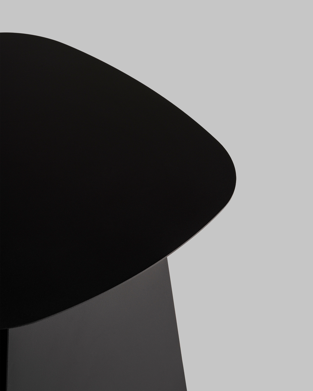 Журнальный столик Leyre металл черный