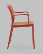 Стул Yona пластиковый с подлокотниками красный