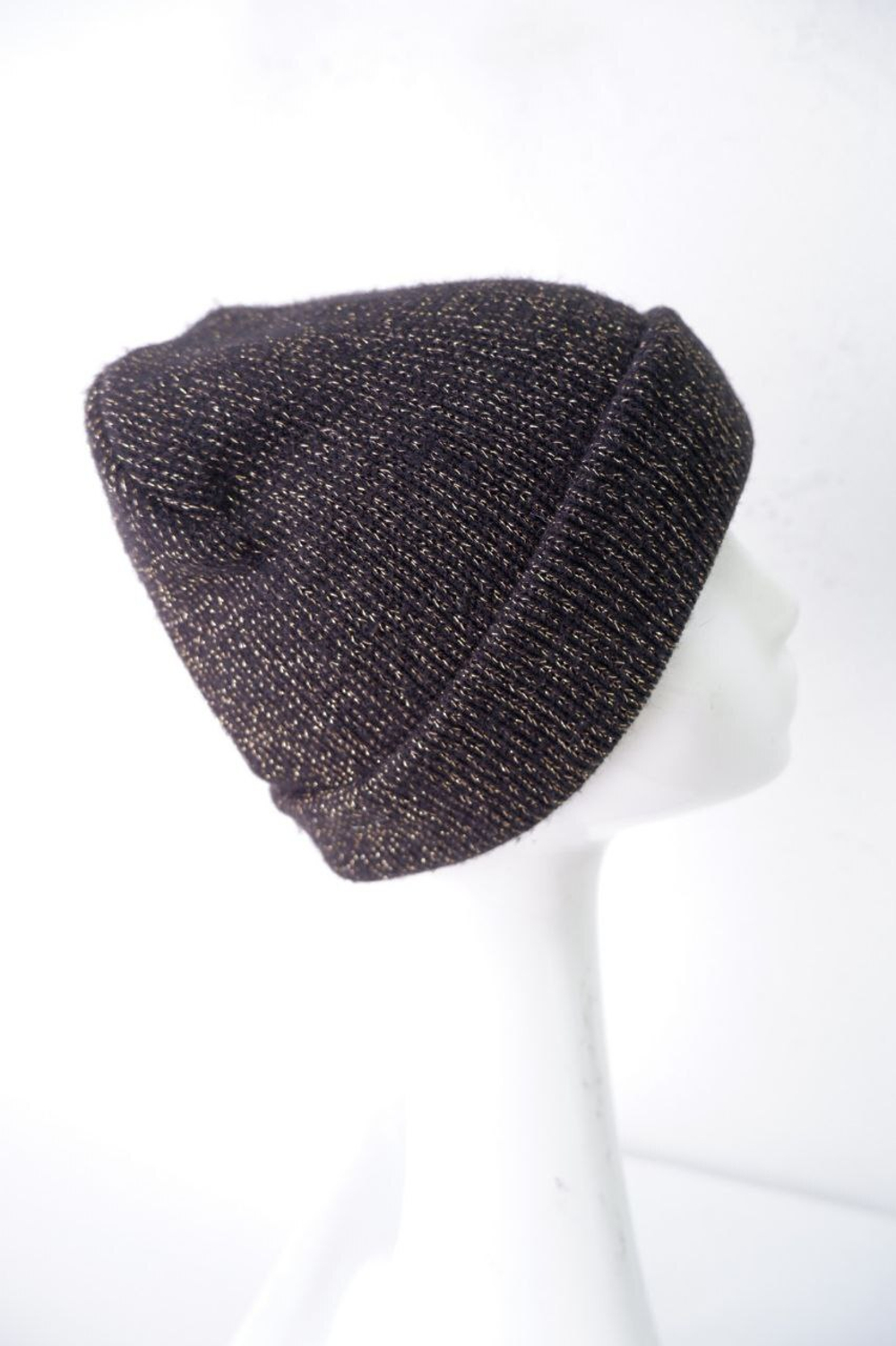 Шапка-бини с люрексом