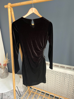 Бархатное платье Zara, S