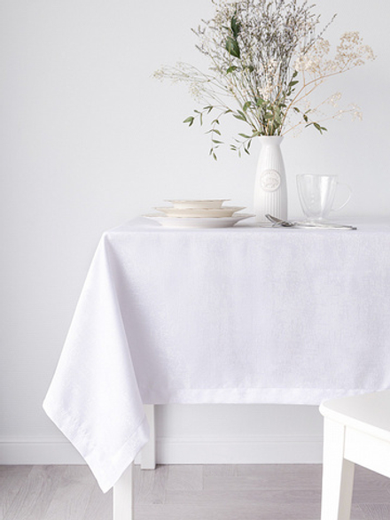 Скатерть DeNASTIA 140x200 Жаккард белый (эффект потёртости)