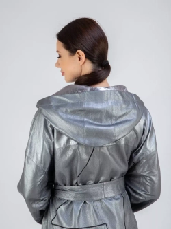 Кожаный плащ на осень с капюшоном