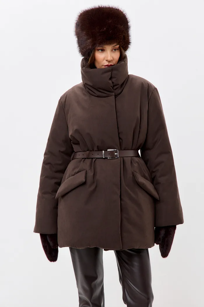 Куртка зимняя на поясе Фрости шоколадного цвета