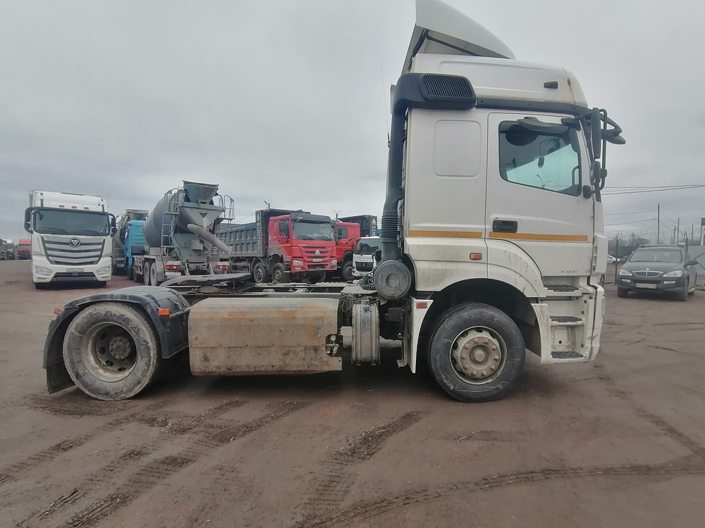 КамАЗ 5490 4x2 Седельный тягач 5490-033-87(S5) (Дизельный, 12,0 л, 401 л.с., АТ)