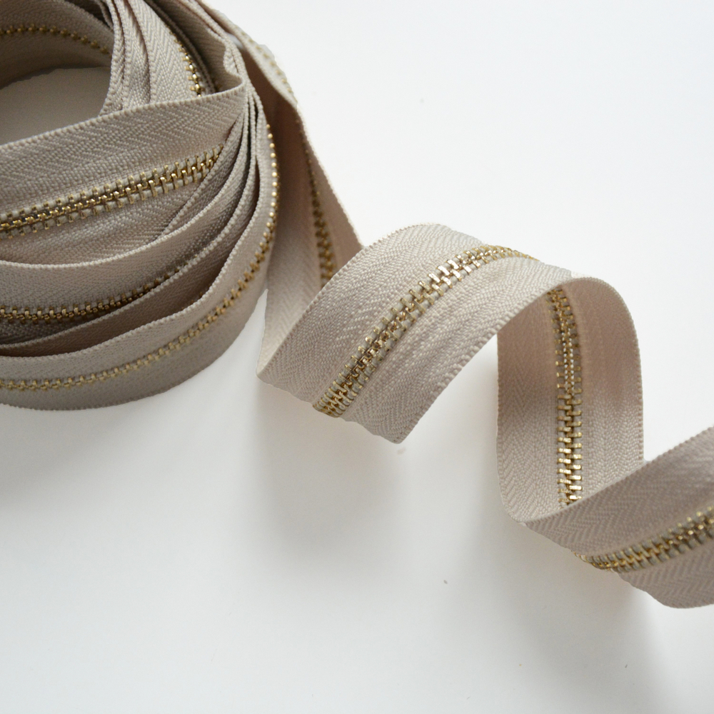 Молния металлическая №5, Светло-бежевый, цена за 10 см.