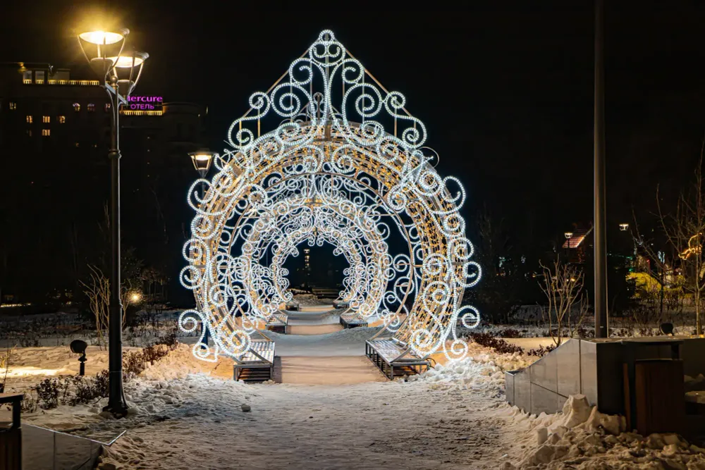 Световой туннель "Белая зима"