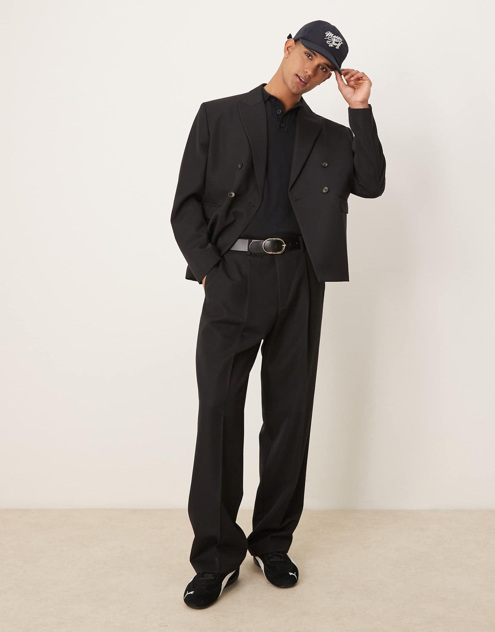 Black двубортный оверсайз укороченный