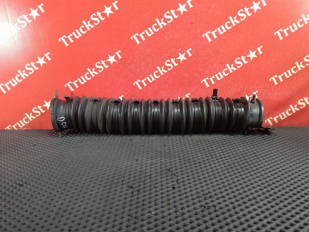 Кожух проводки шасси правый 2018 год.