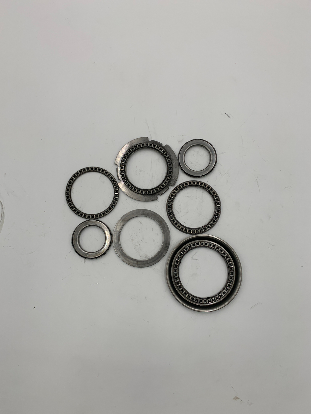 Подшипники в ассортименте (цена за штуку)