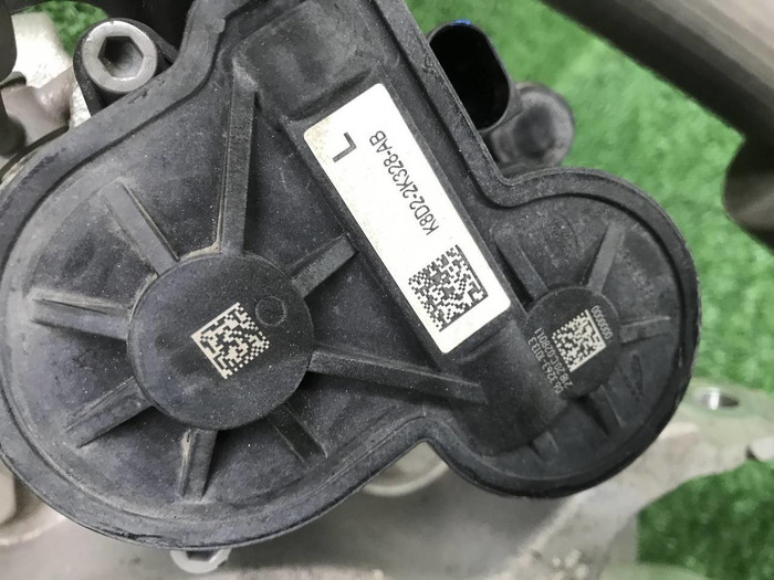 Кулак задний левый LR Discovery Sport (2019-н.в.)