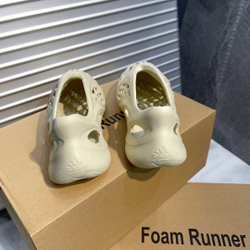 Adidas Yeezy Foam Runner