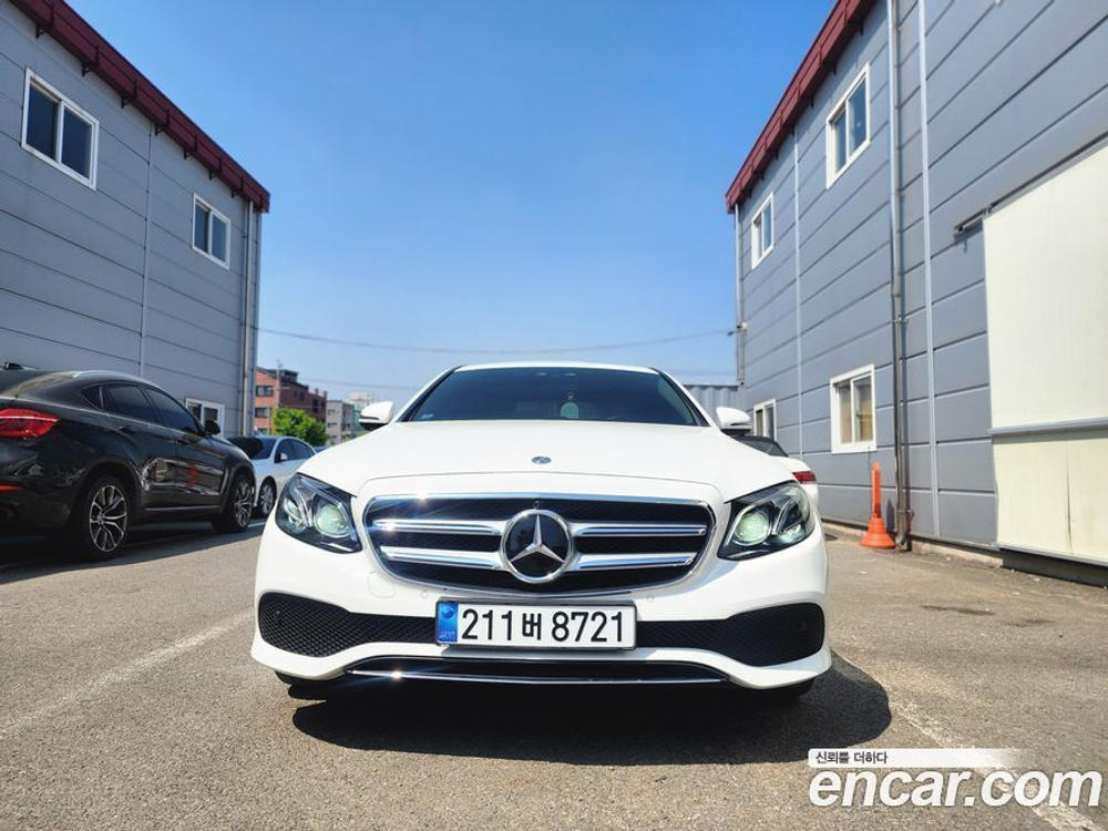 Mercedes-Benz E-Class W213 E300 Avangarde (05.2020)